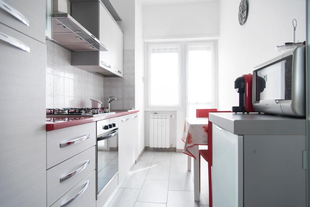 Youhosty - Delle Genziane 7 Apartment มิลาน ภายนอก รูปภาพ